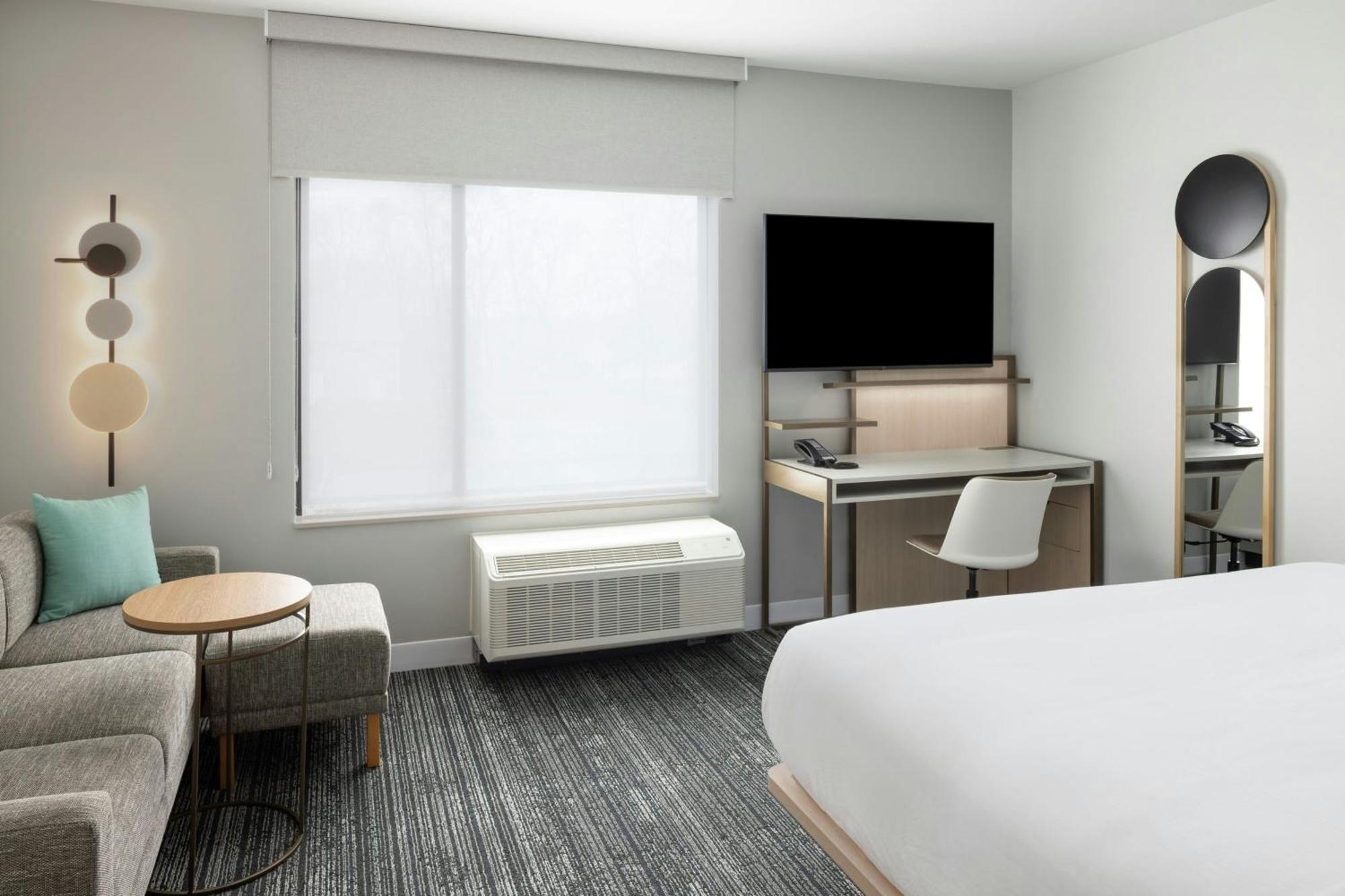 Towneplace Suites By Marriott Hadley Amherst Экстерьер фото