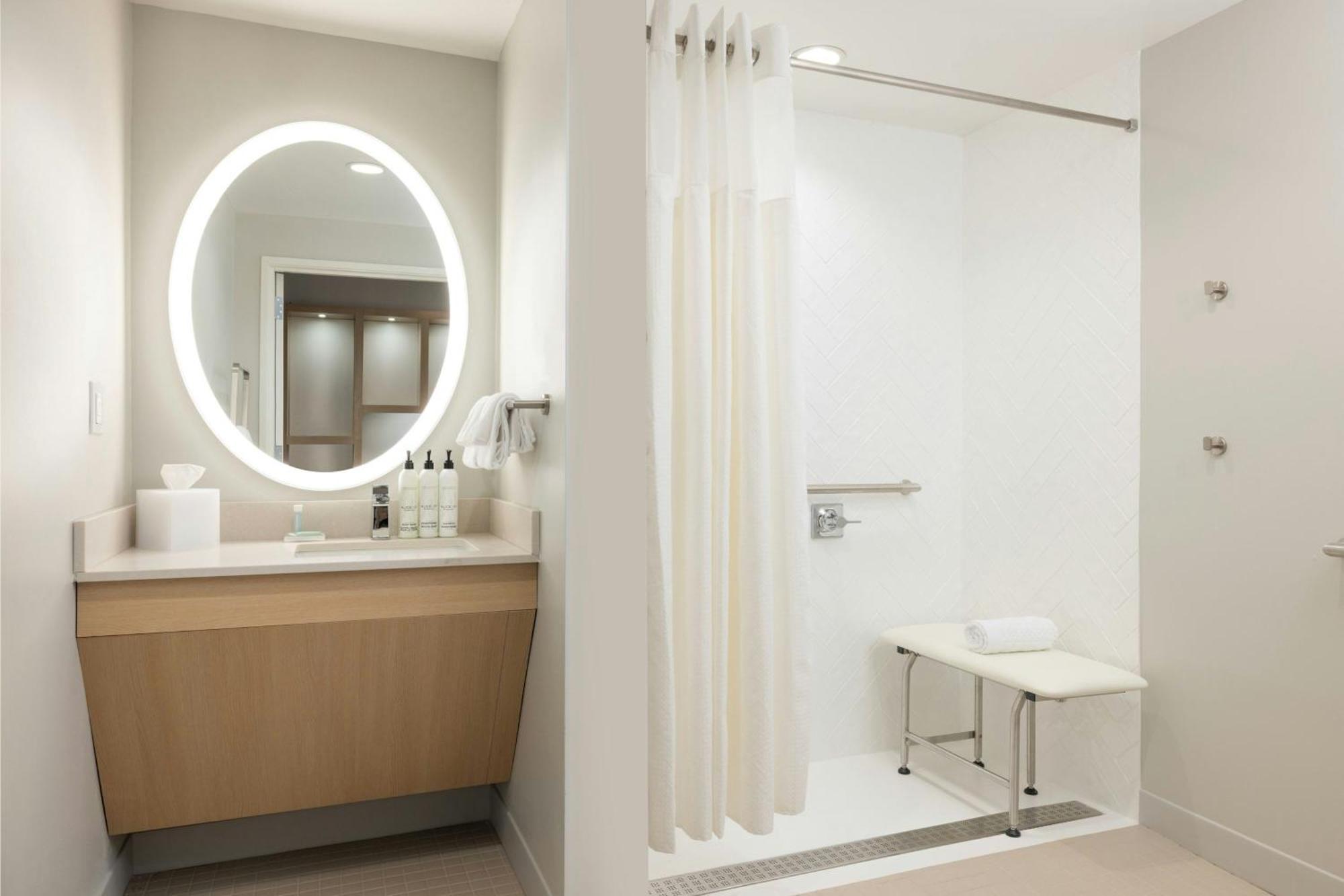 Towneplace Suites By Marriott Hadley Amherst Экстерьер фото