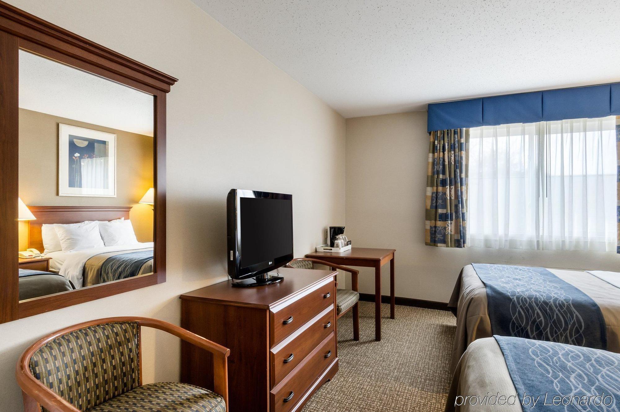 Towneplace Suites By Marriott Hadley Amherst Экстерьер фото