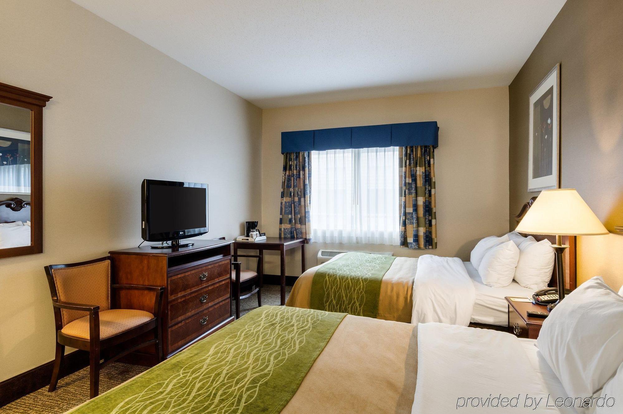 Towneplace Suites By Marriott Hadley Amherst Экстерьер фото