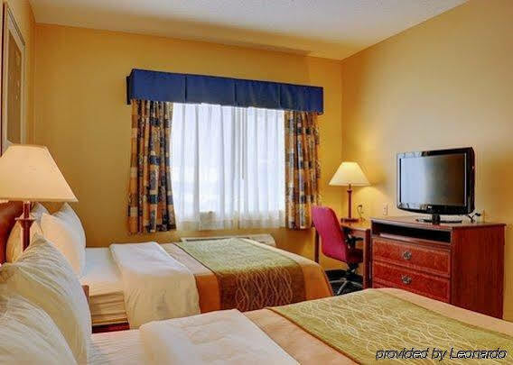 Towneplace Suites By Marriott Hadley Amherst Экстерьер фото